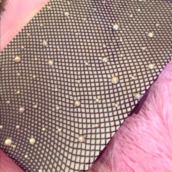🚨🚨🚨BUY 2 BLACK FISHNETS Get it for $15‼️‼️‼️‼️ - Picture 4 of 4